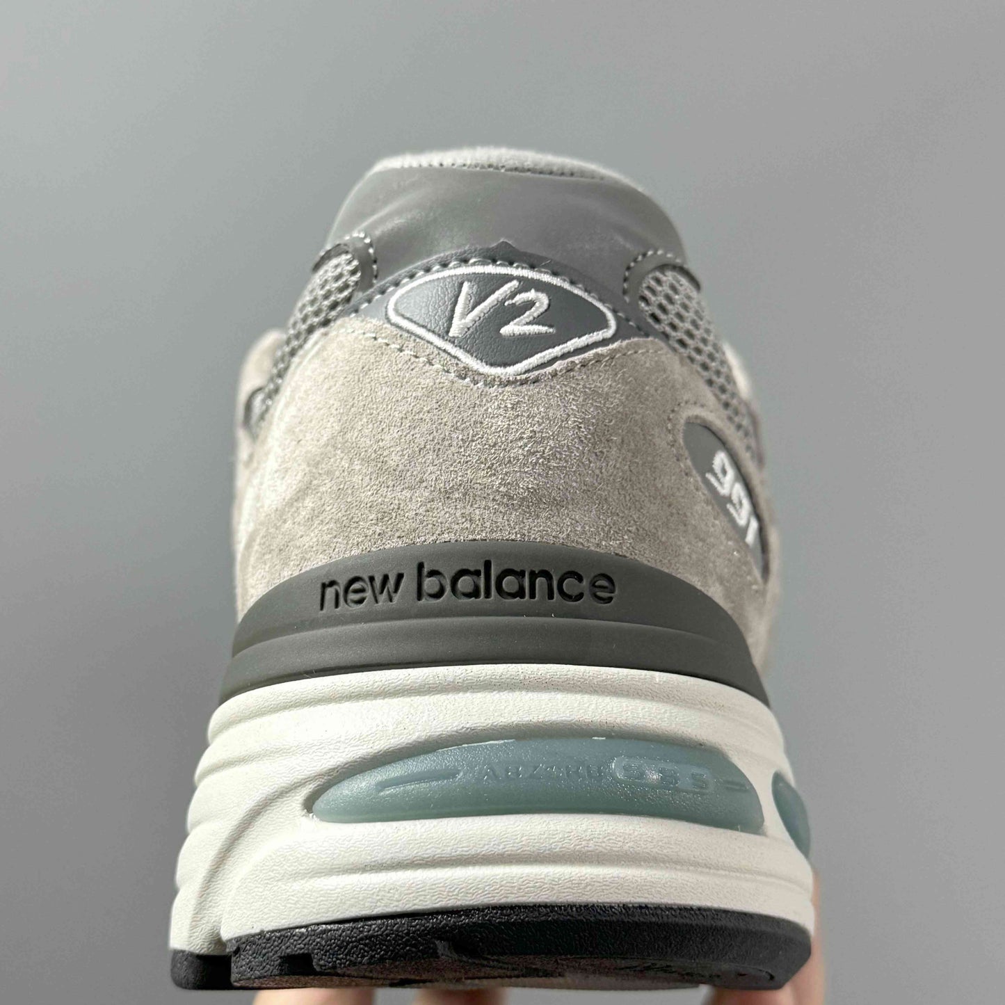 New Balance 991