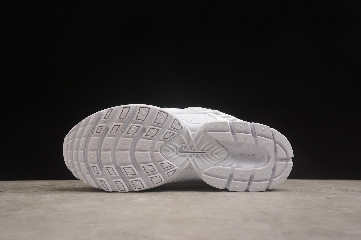 Nike V5 RNR
