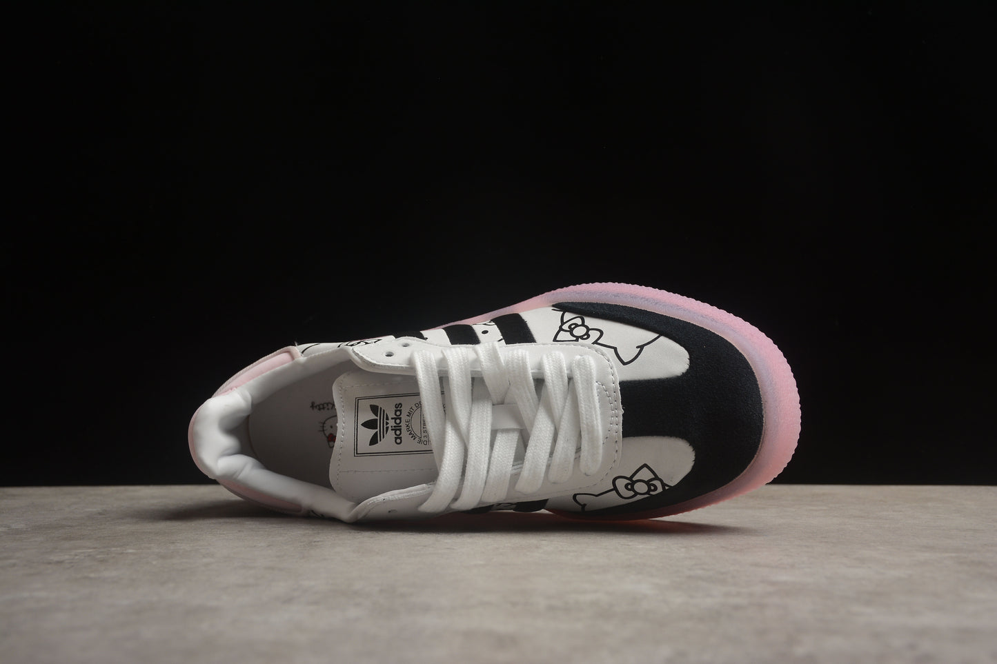 Adidas Hello Kitty