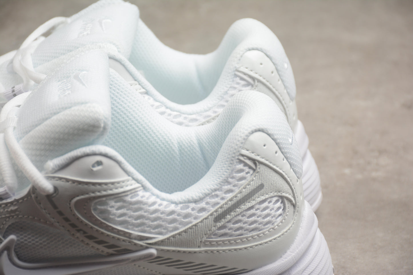 Nike V5 RNR