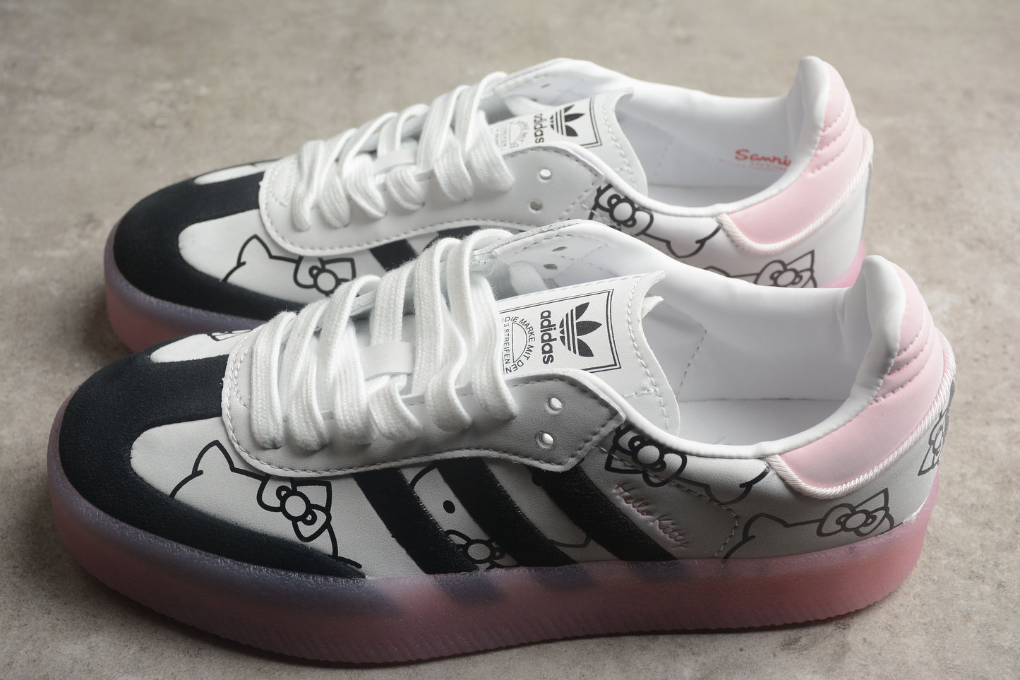 Adidas Hello Kitty