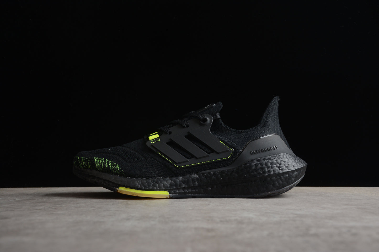 adidas ultra boost Preto