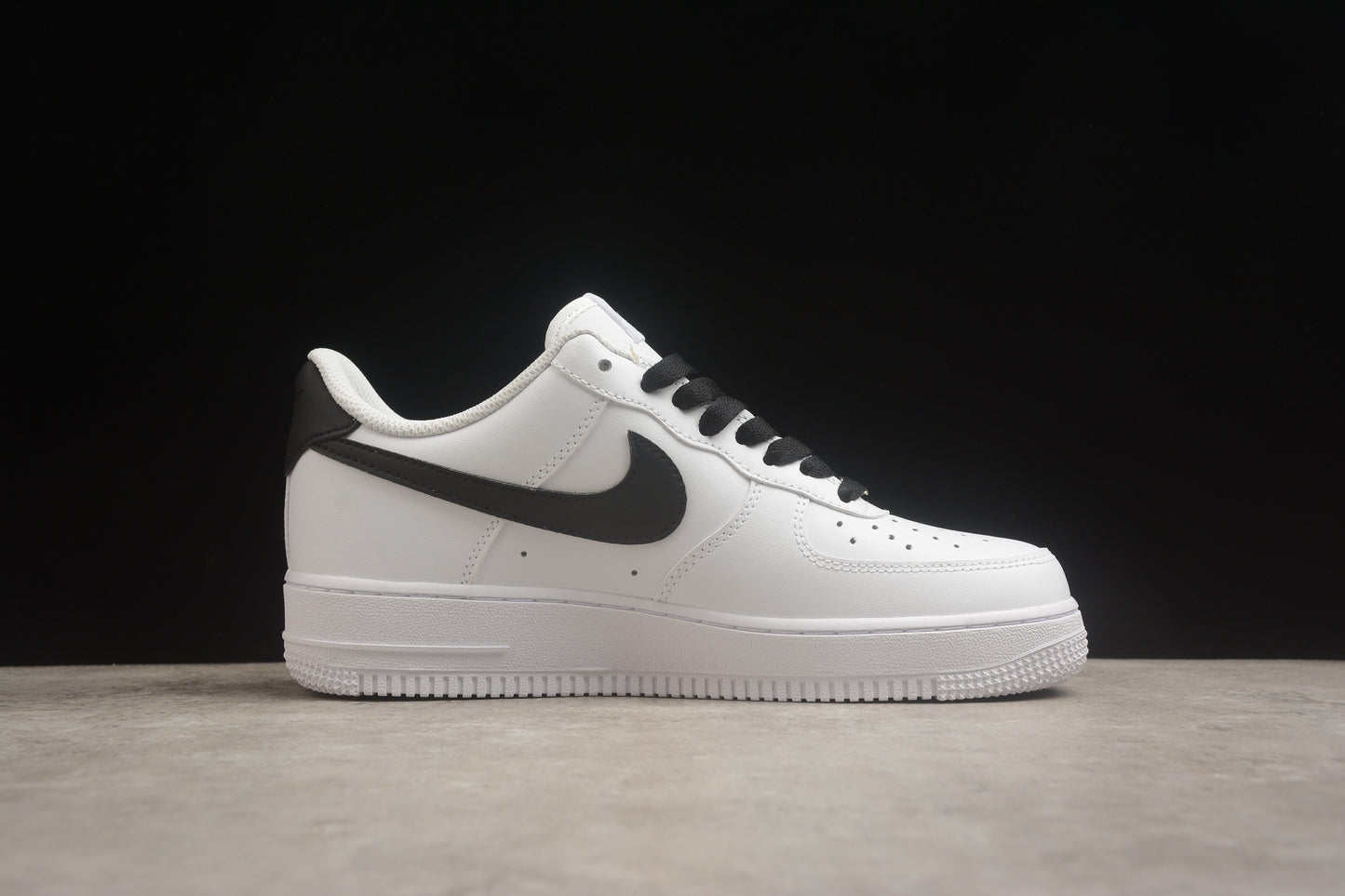 Nike Air Force