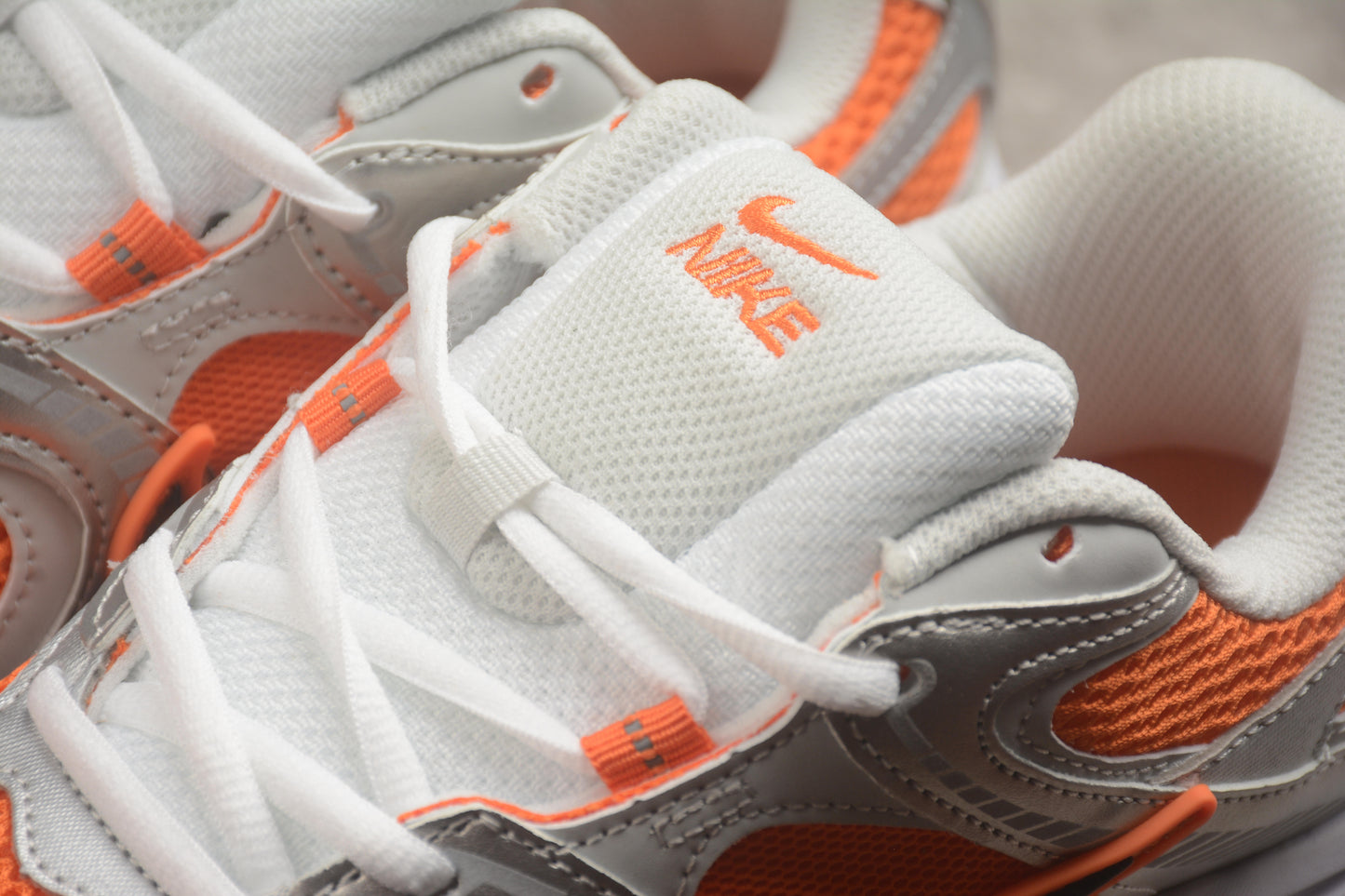 Nike V5 RNR