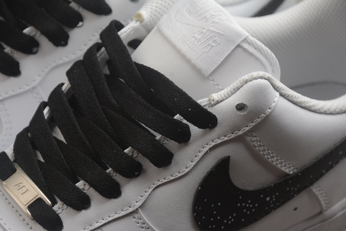 Nike Air Force