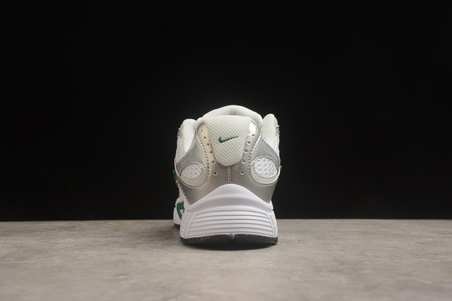 Nike V5 RNR