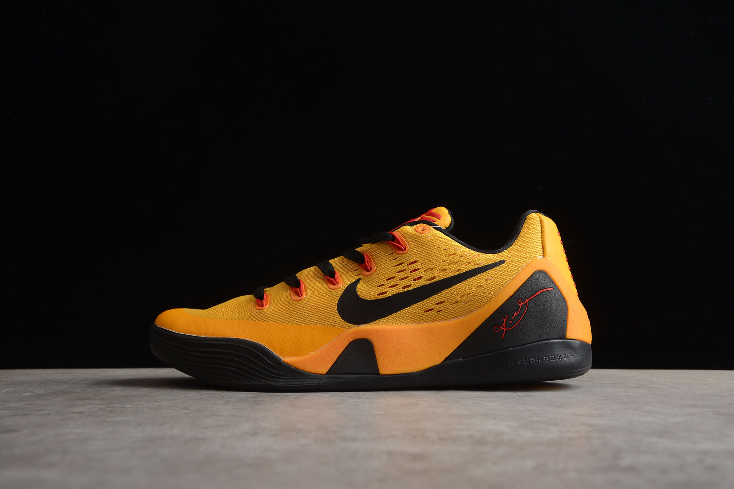Nike Kobe 9
