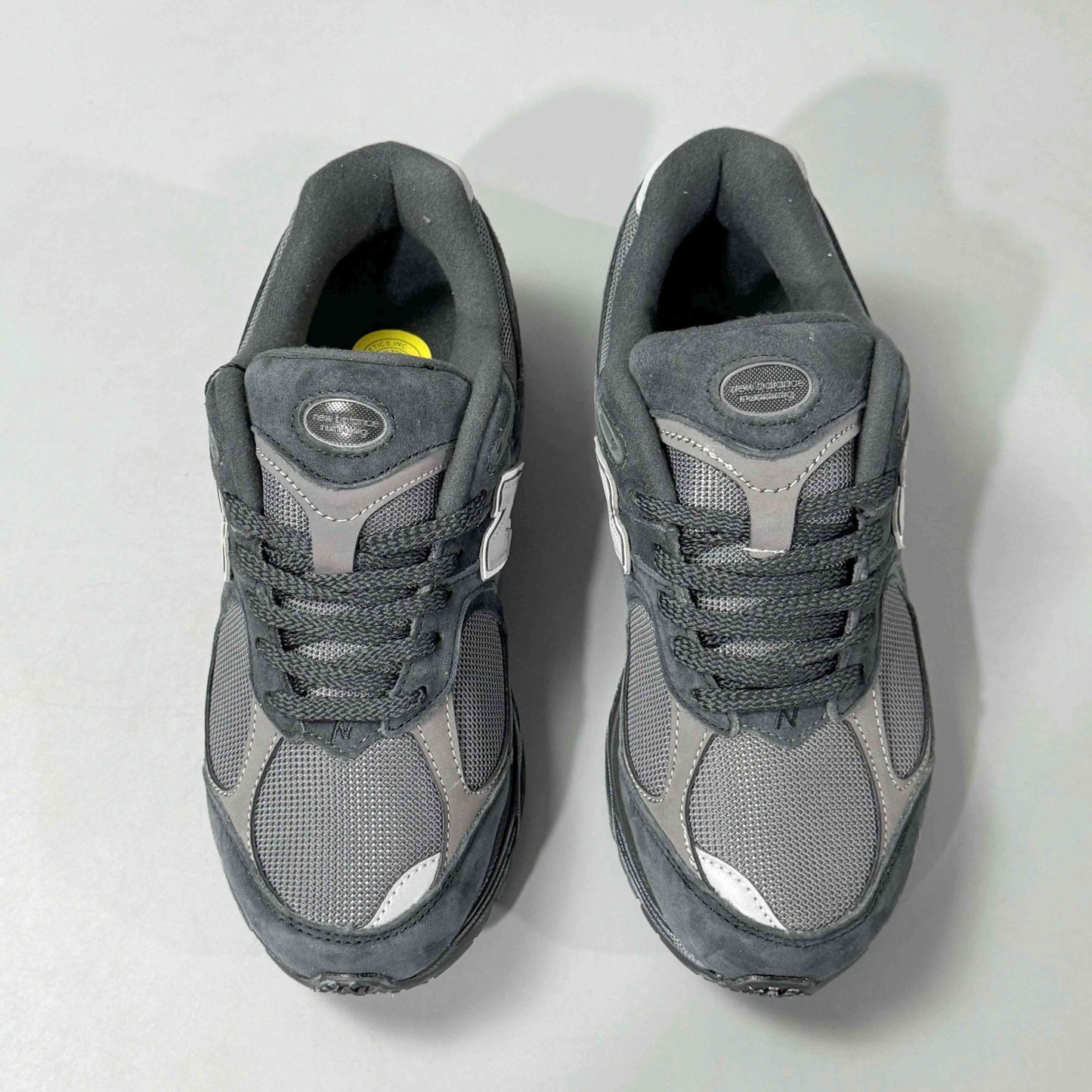 New Balance NB 2002R