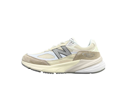 New Balance 990 V6