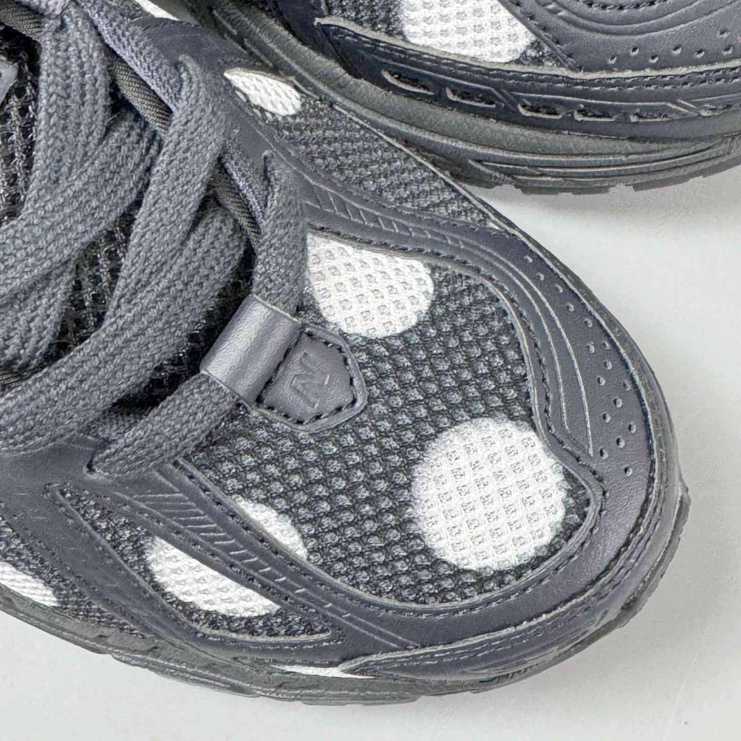 New Balance NB 1906R