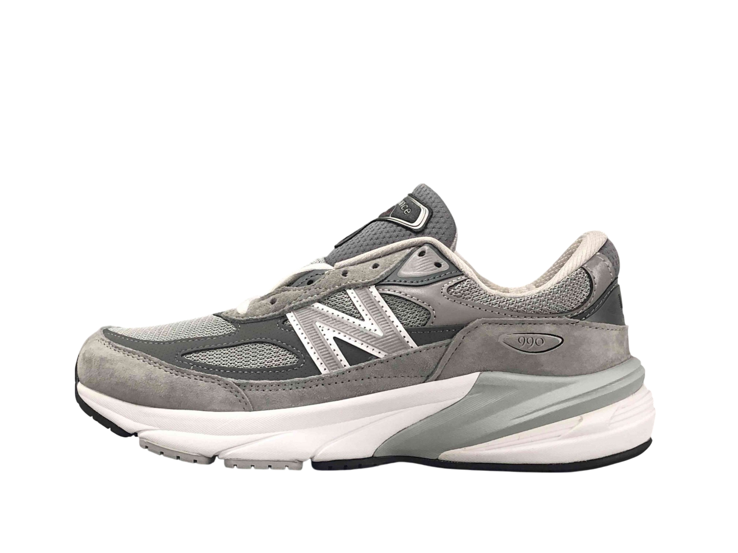 New Balance 990 V6