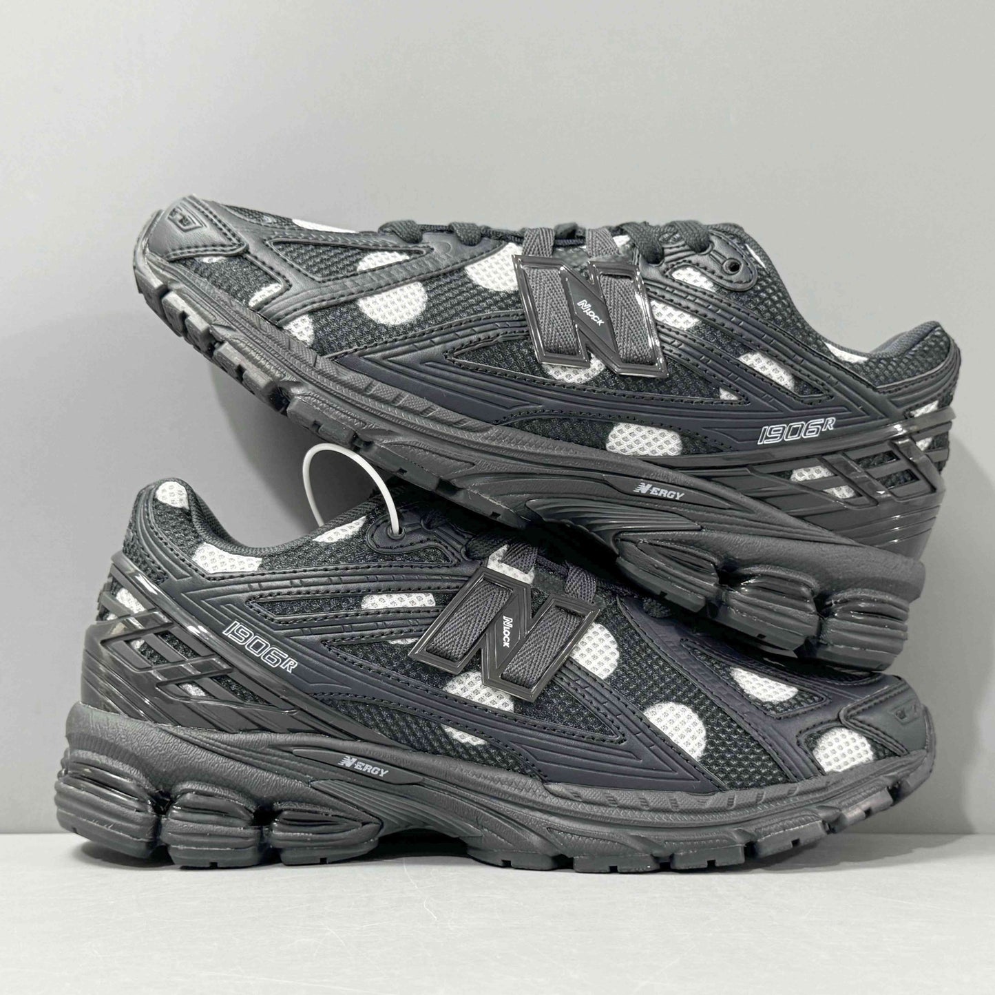 New Balance NB 1906R