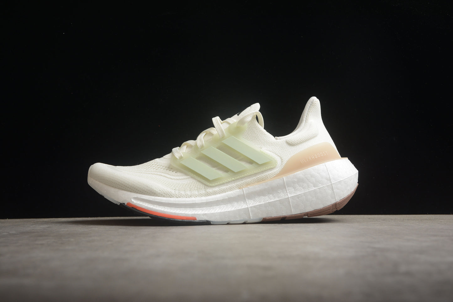 Ultra Boost Light